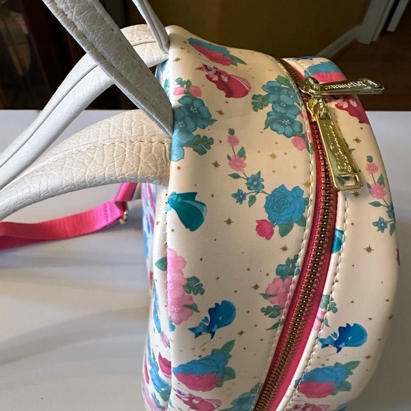 Disney Loungefly - Sleeping Beauty Faries - Picture 3 of 7